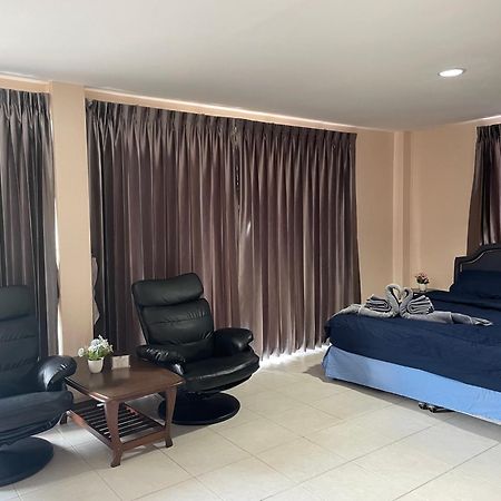 פאטאיה Maxim Apartment מראה חיצוני תמונה